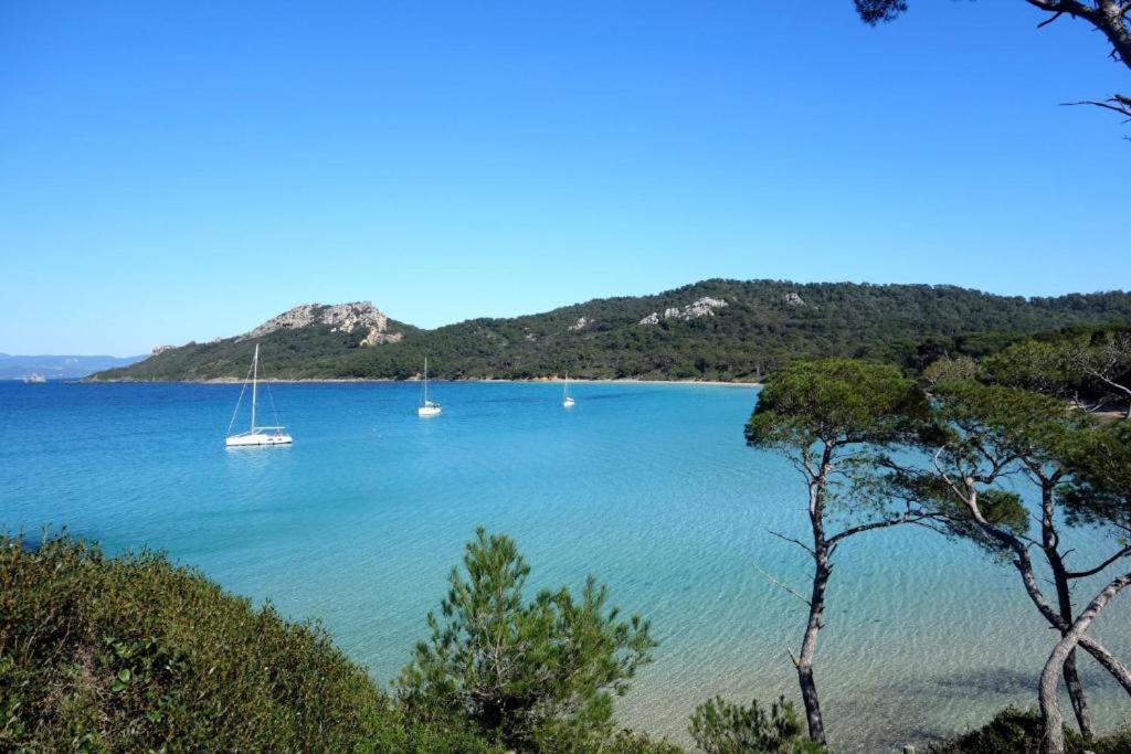 Equipe-climatise Avec Balcon Au Mourillon A 20m De La Apartment Toulon